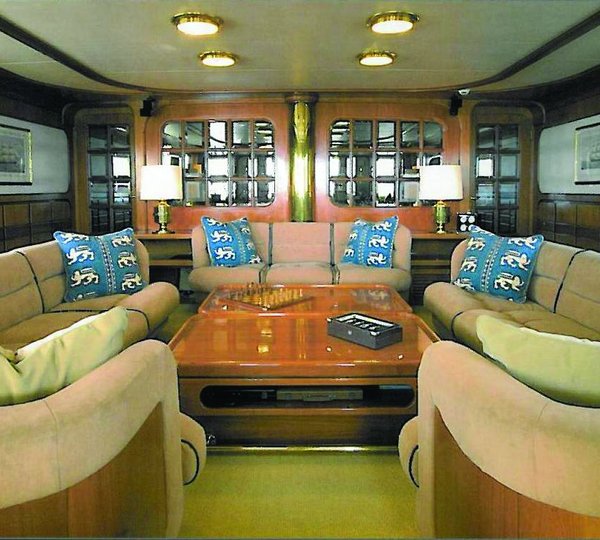 Saloon Aboard Yacht BLUE GOLD