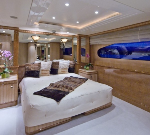 VIP Cabin Aboard Yacht LUMIERE