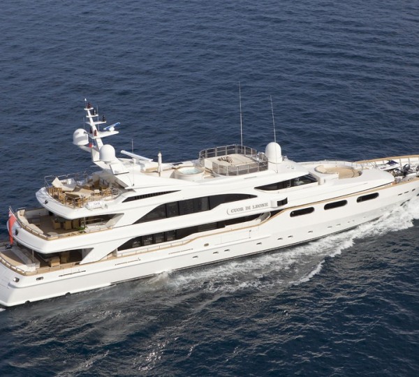 External On Yacht LUMIERE