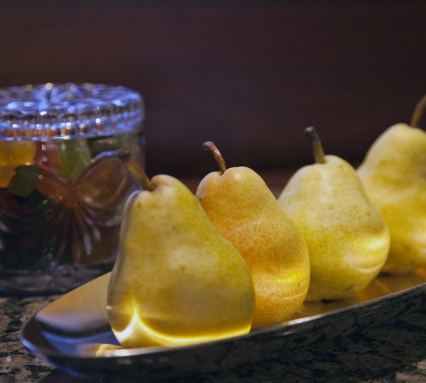 Close Up: Yacht LEGEND's Eating/dining Saloon Captured