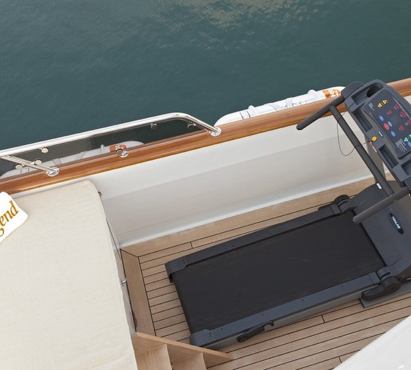 Gymnasium Gear: Yacht LEGEND's Sun Deck Captured