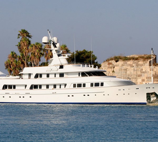 Premier Overview Aboard Yacht LEGEND
