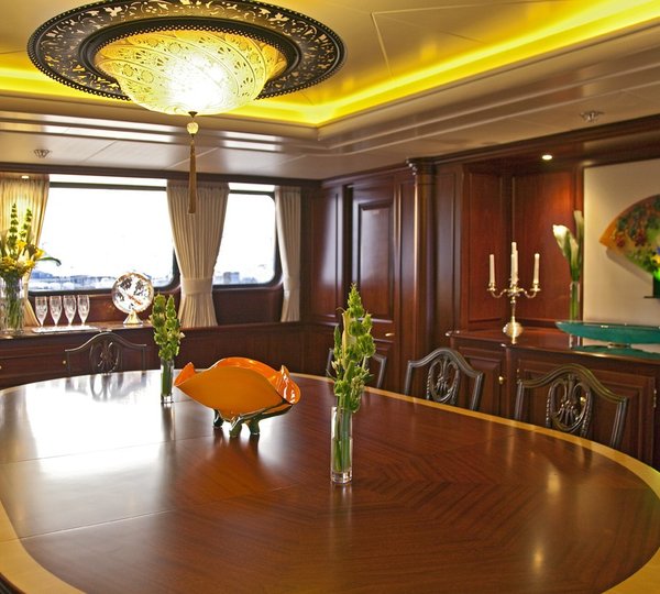 Eating/dining Furniture On Yacht LEGEND
