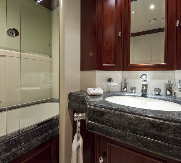 Queen Sized Bath On Board Yacht LEGEND