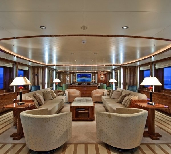 Profile: Yacht O'NEIRO's Premier Saloon Pictured