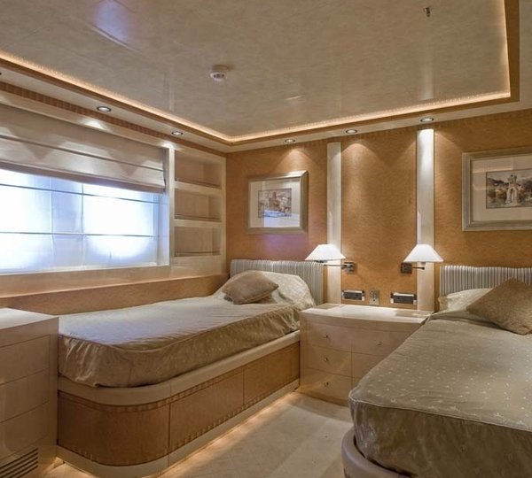 Light: Yacht O'NEIRO's Twin Bed Cabin Photograph