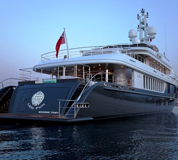The 53m Yacht CHAYKA