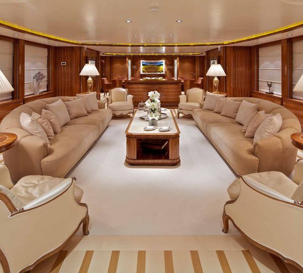 The 53m Yacht MIA RAMA