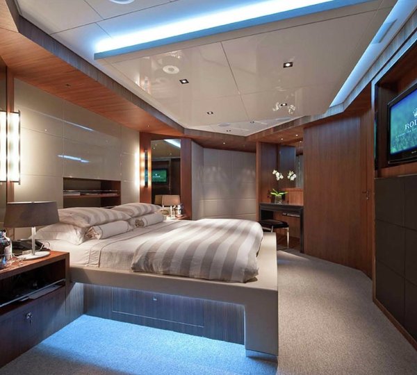 VIP Cabin Premier Deck On Board Yacht SYNA