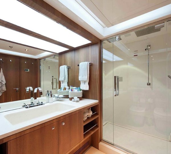 Showering Area: Yacht SYNA's Double Sized Cabin Captured