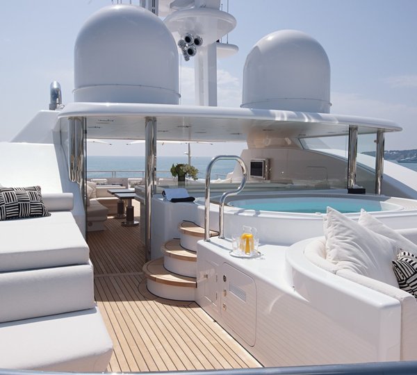 The 54m Yacht HURRICANE RUN