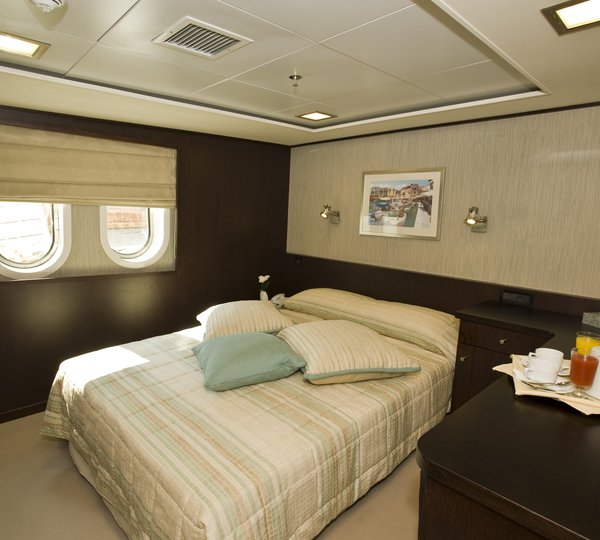 The 55m Yacht HARMONY V