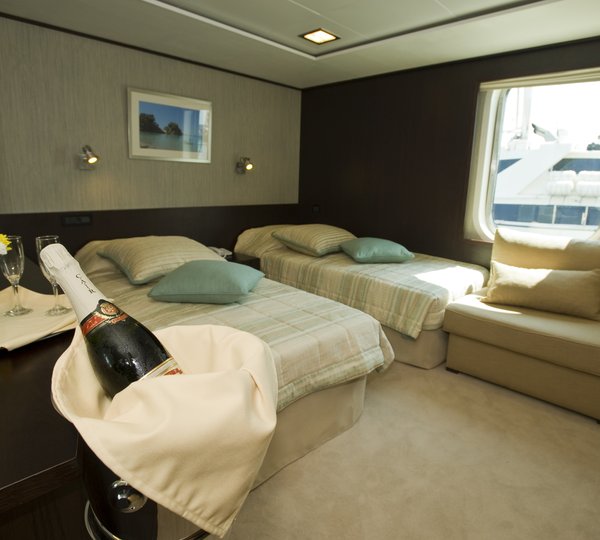 The 55m Yacht HARMONY V