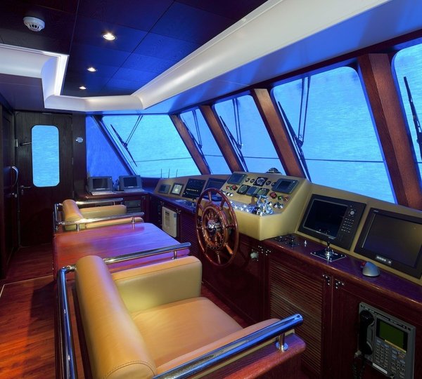 The 55m Yacht WARSAN