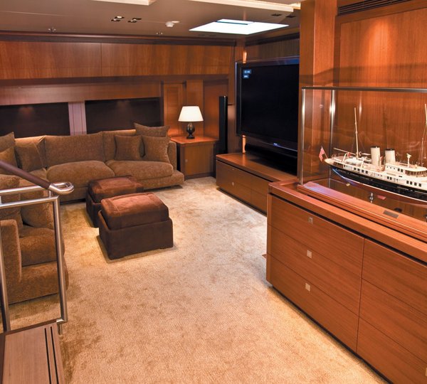 Screening: Yacht ETHEREAL's Saloon Captured