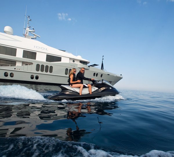 The 58m Yacht IDOL