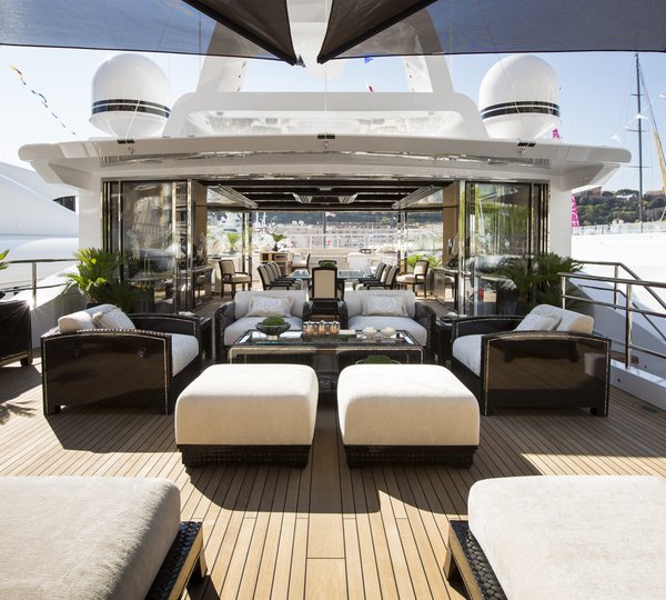 sun deck seating