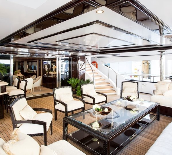 main deck aft seating area