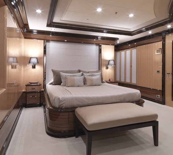 Second Guest's Cabin Aboard Yacht MEAMINA