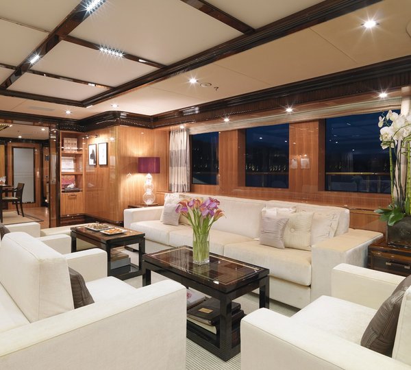 Sitting: Yacht MEAMINA's Premier Saloon Pictured