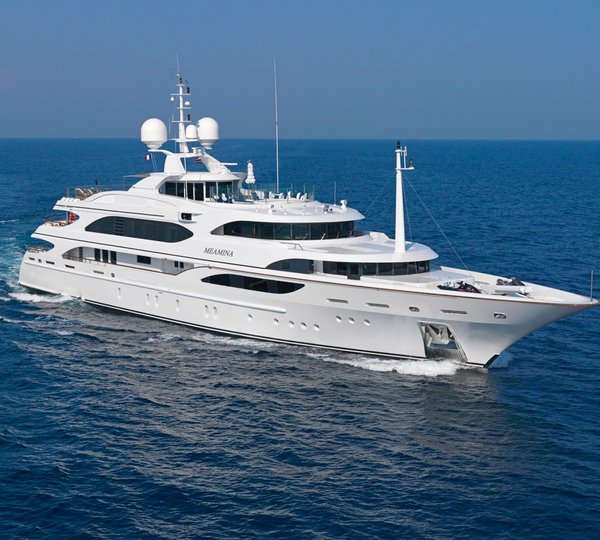 Profile Aspect Aboard Yacht MEAMINA