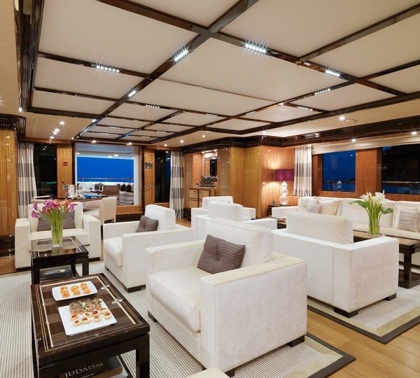 Premier Saloon On Yacht MEAMINA
