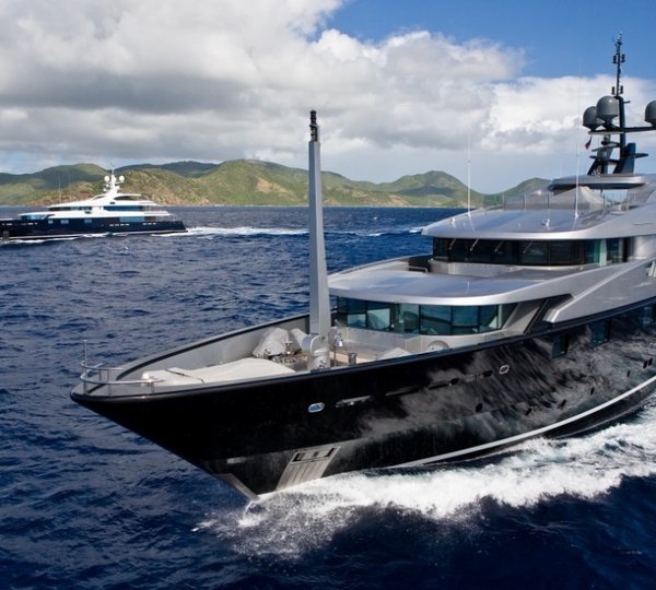 60m CMN superyacht running shot