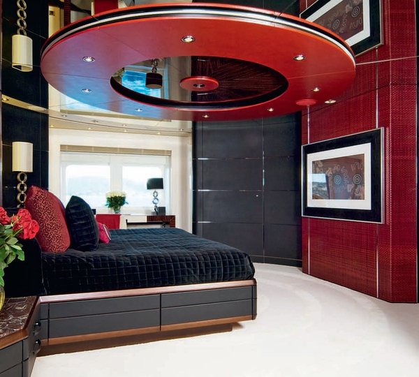 The 60m Yacht SLIPSTREAM