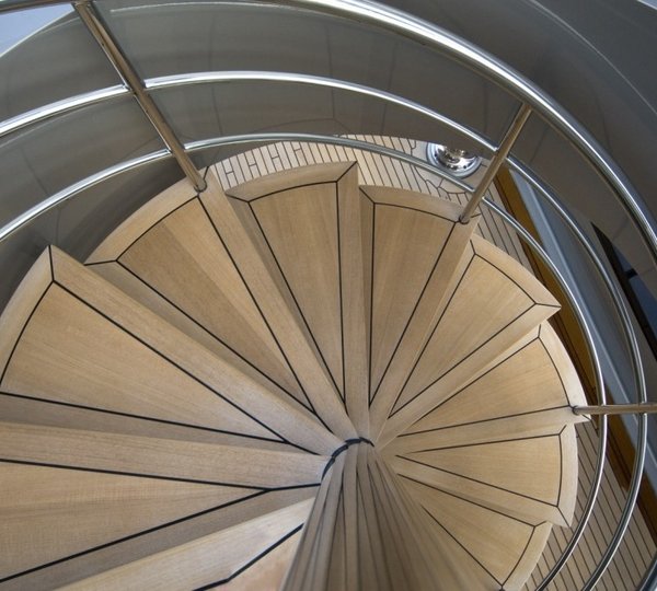 The 60m Yacht SLIPSTREAM