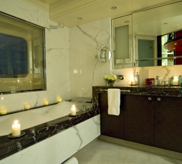 The 60m Yacht SLIPSTREAM