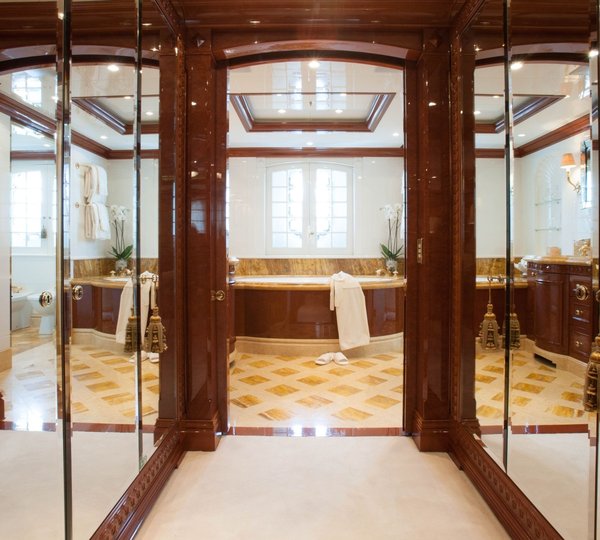 The 60m Yacht ST DAVID