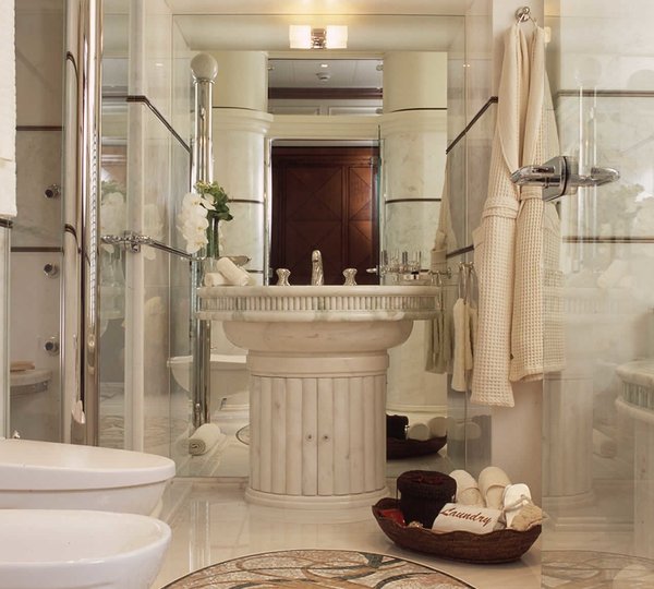 Guest's Bathroom Aboard Yacht CALYPSO