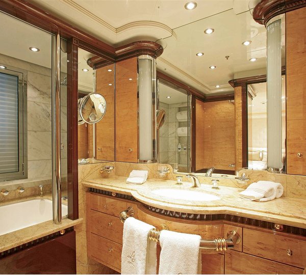 Guest's Bath On Yacht LUCKY LADY