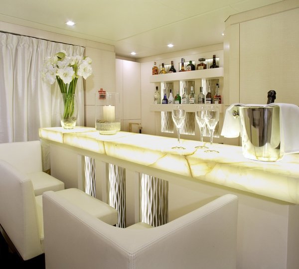 Drinks Bar Aboard Yacht ROMA