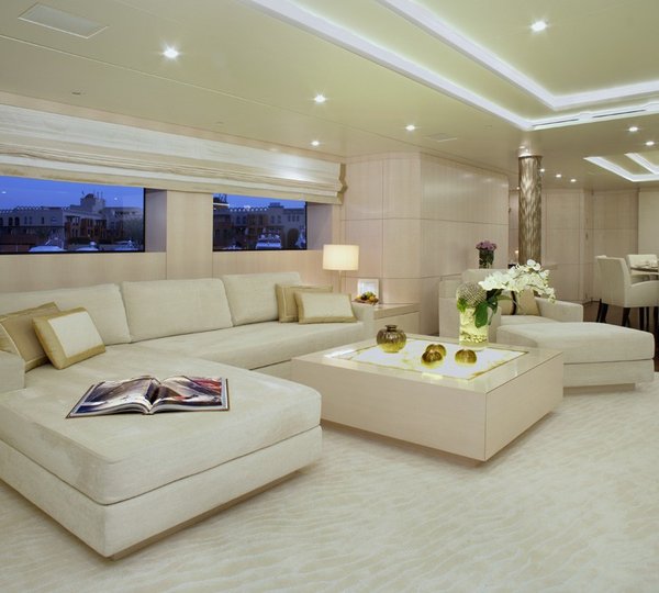 Premier Saloon With Eating/dining Aboard Yacht ROMA