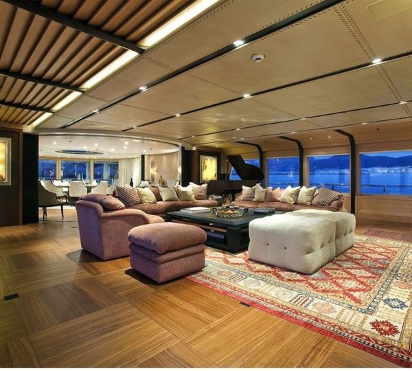 Premier Saloon Aboard Yacht INFINITE SHADES