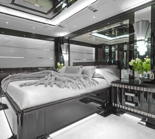Profile: Yacht SILVER ANGEL's Guest's Cabin Image
