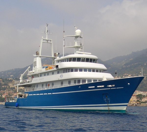 The 66m Yacht GOLDEN SHADOW