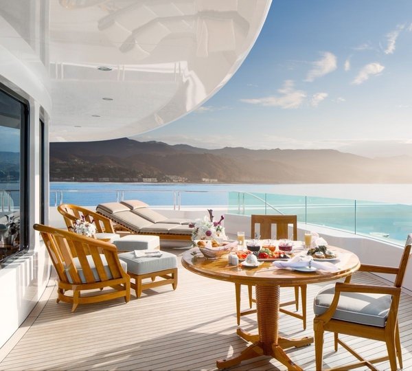 private owner's deck