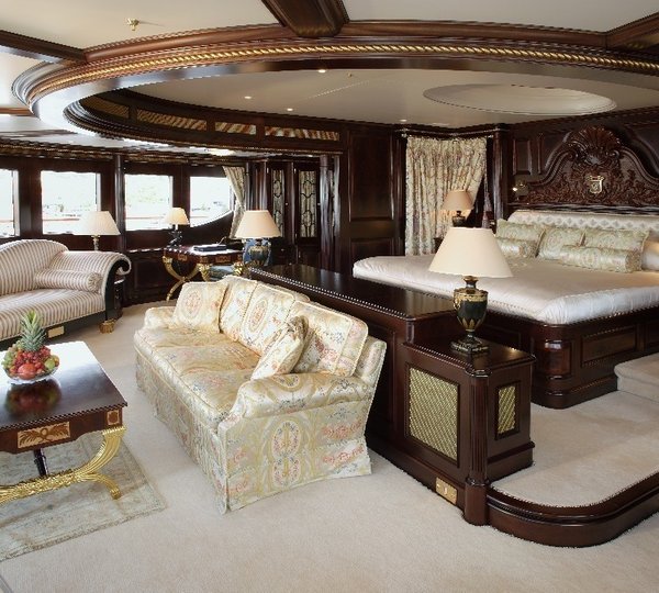 Main Master Cabin Aboard Yacht FREEDOM
