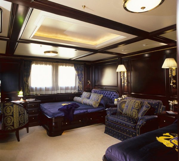 Twin Bed Cabin Aboard Yacht FREEDOM