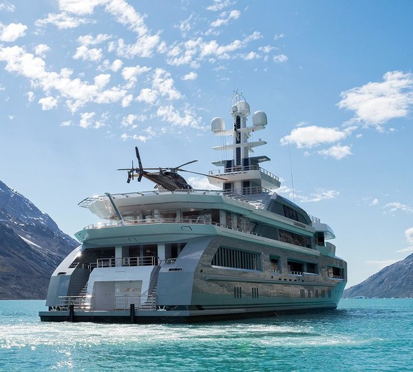 The 72m Yacht CLOUDBREAK
