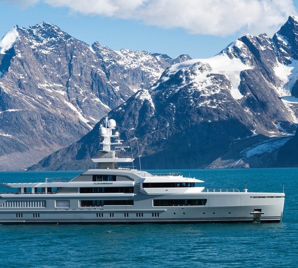 The 72m Yacht CLOUDBREAK