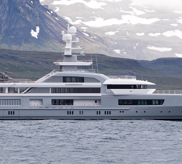 The 72m Yacht CLOUDBREAK