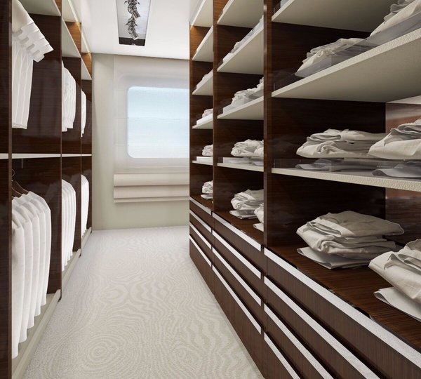 The 72m Yacht SERENITY