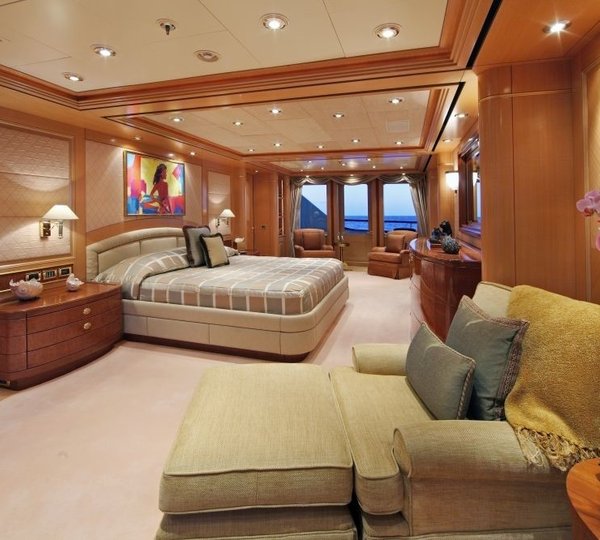 Night Time: Yacht LAUREL's Main Master Cabin Captured