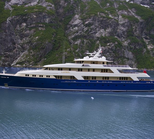 Overview On Yacht LAUREL