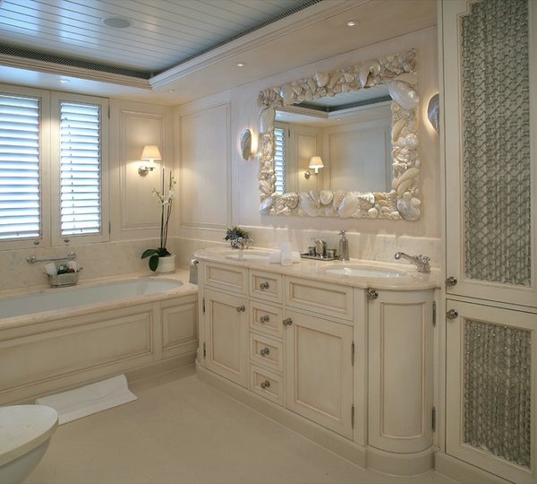 ensuite bathroom