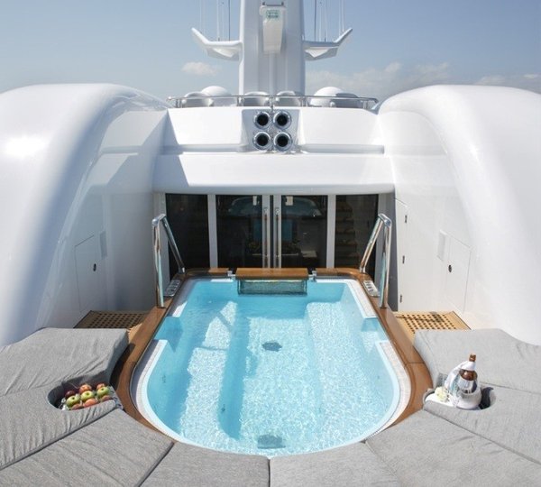 The 76m Yacht ANASTASIA