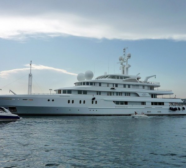 The 79m Yacht TUEQ
